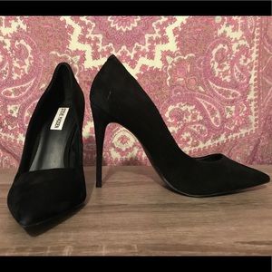 Black Steve Madden pumps size 9